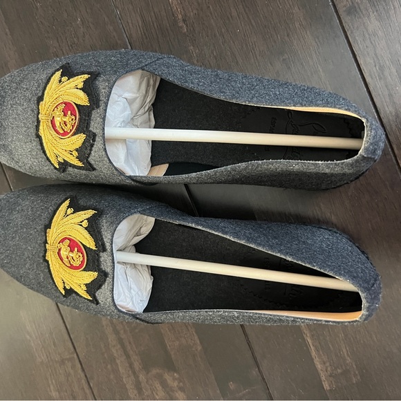 Christian Louboutin gray men’s loafers. Brand new never worn. Size 44 main image 8